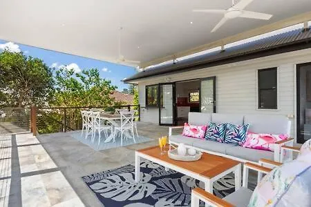 5Bdr Ultimate Family Retreat Pool Toys Galore Brisbane