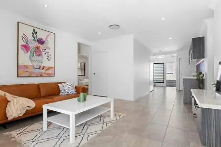 Holiday home 5Bdr Ultimate Family Retreat Pool Toys Galore Brisbane