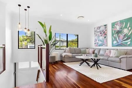 5Bdr Ultimate Family Retreat Pool Toys Galore Brisbane Holiday home