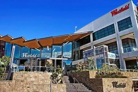 Holiday home 5Bdr Ultimate Family Retreat Pool Toys Galore Brisbane Australia